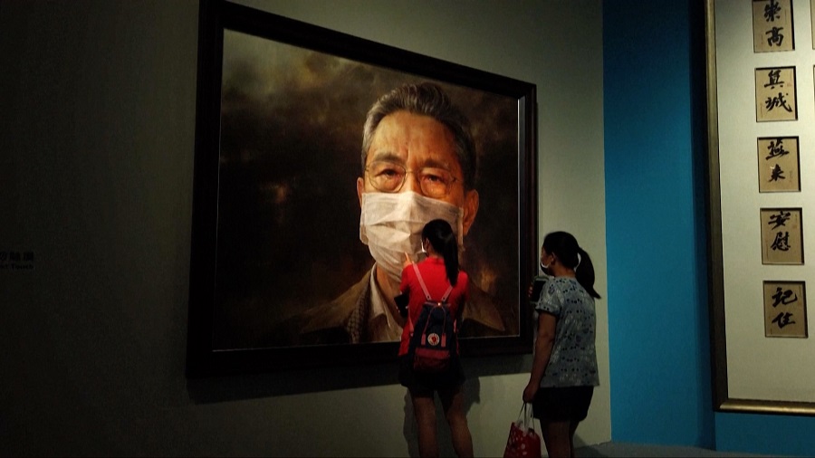 鐘南山畫(huà)像展，鐘南山口罩畫(huà)像，疫情下的畫(huà)展